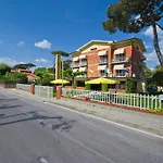 Versilia 4*