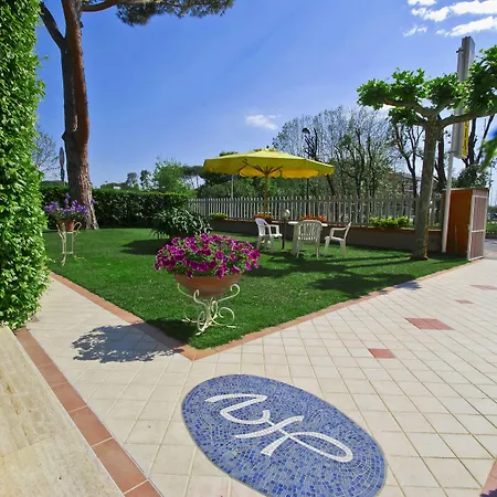 Versilia Panzió Lido di Camaiore